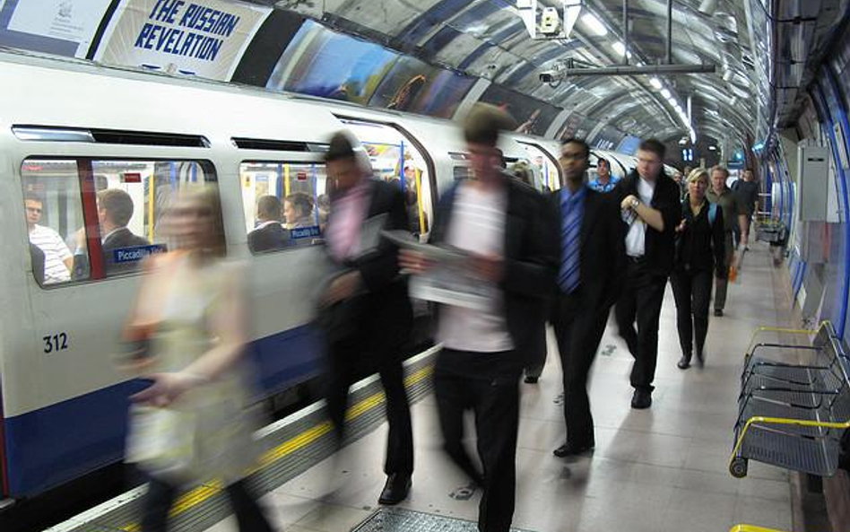 Londyńskie metro (fot. JustinMN)