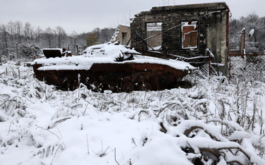 Zniszczony rosyjski czołg pod Swiatohirśkiem w obwodzie donieckim, 21 listopada