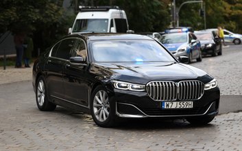 Mieszkańcy dzielnicy Śródmieście zgłaszają rosnącą uciążliwość związaną z głośnymi przejazdami kolum