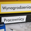 Mniej etatów w sektorze przedsiębiorstw. Podwyżki płac tracą impet