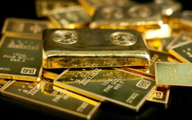 Na rynku złota ETF lepsze od funduszy hedgingowych