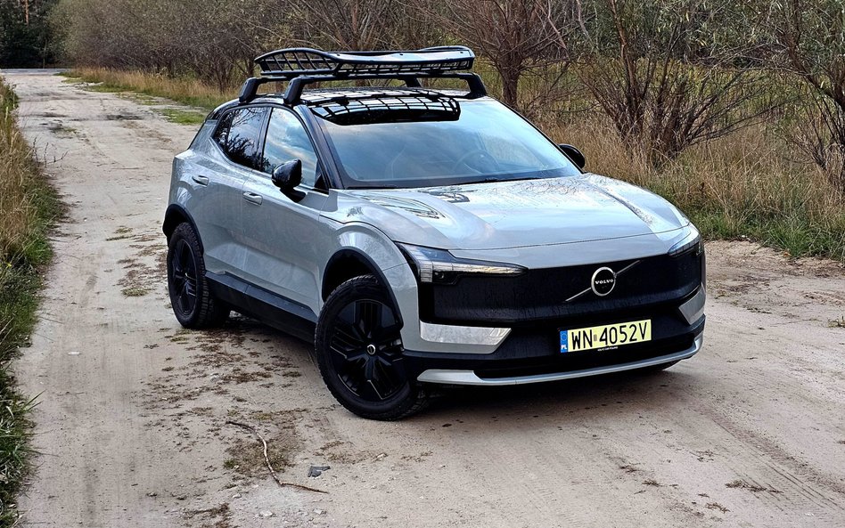 Volvo EX30 Cross Country