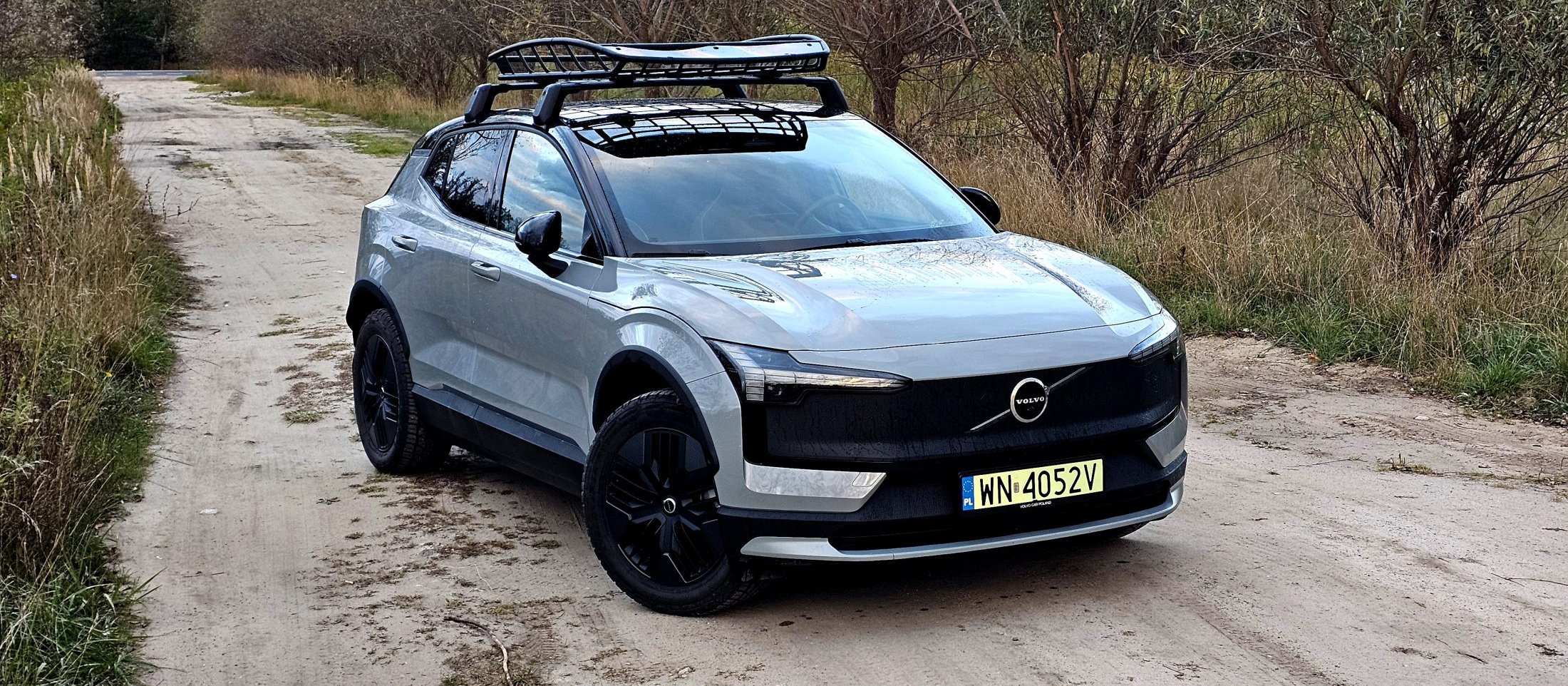 Volvo EX30 Cross Country: SUV, który chce być wszystkim naraz