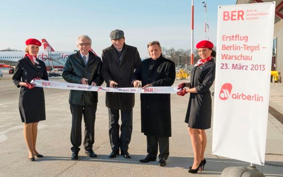 Od lewej: prezes airberlin Wolfgang Prock-Schauer, ambasador Jerzy Józef Margański, prezes spółki Fl