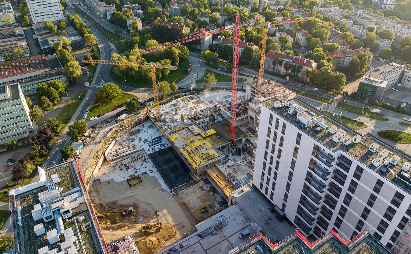 Lipiec potwierdza odbicie popytu na kredyty mieszkaniowe. Nowe dylematy