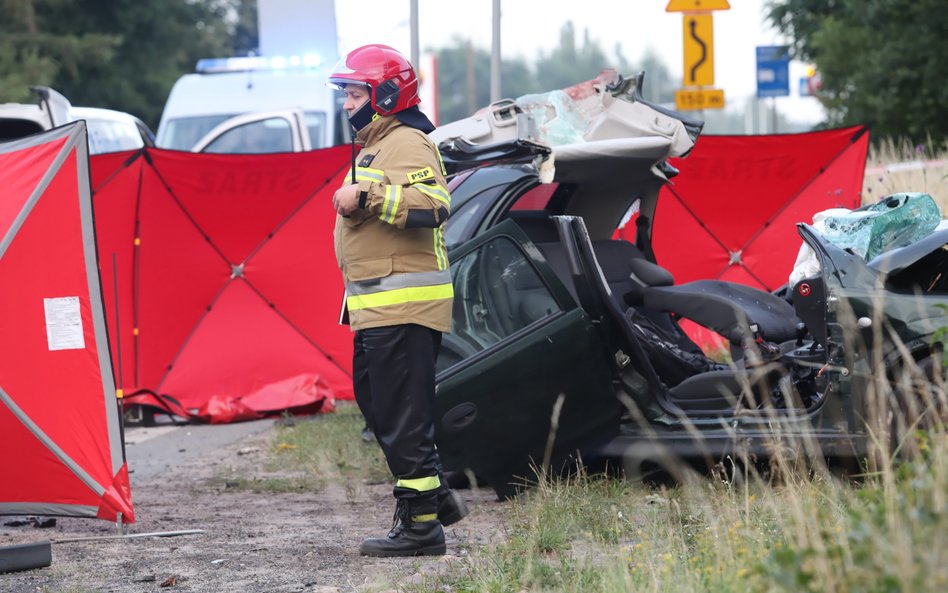 Polska niezmiennie pozostaje w czołówce Europy, jeśli chodzi o śmiertelne ofiary wypadków. PIU szacu