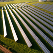 Orlen planuje zbudować dużą farmę fotowoltaiczną, która zaopatrzy w zieloną energię litewską rafiner