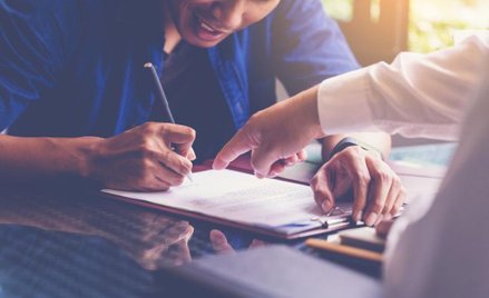 Porozumienie o rozwiązaniu umowy o pracę podpisane pod presją można podważyć