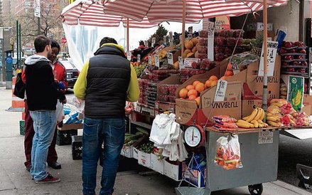 Pracującym na otwartej przestrzeni trzeba zapewnić miejsca do ogrzania się
