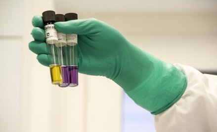 Walka z ebolą – polub to na Facebooku