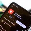 Bezpłatna aplikacja mobilna mObywatel oferuje dostęp do elektronicznych dokumentów oraz cyfrowych us