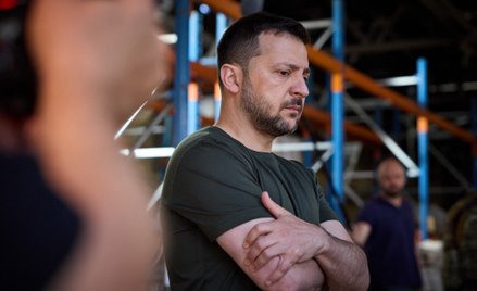 Wołodymyr Zełenski w zniszczonej drukarni w Charkowie