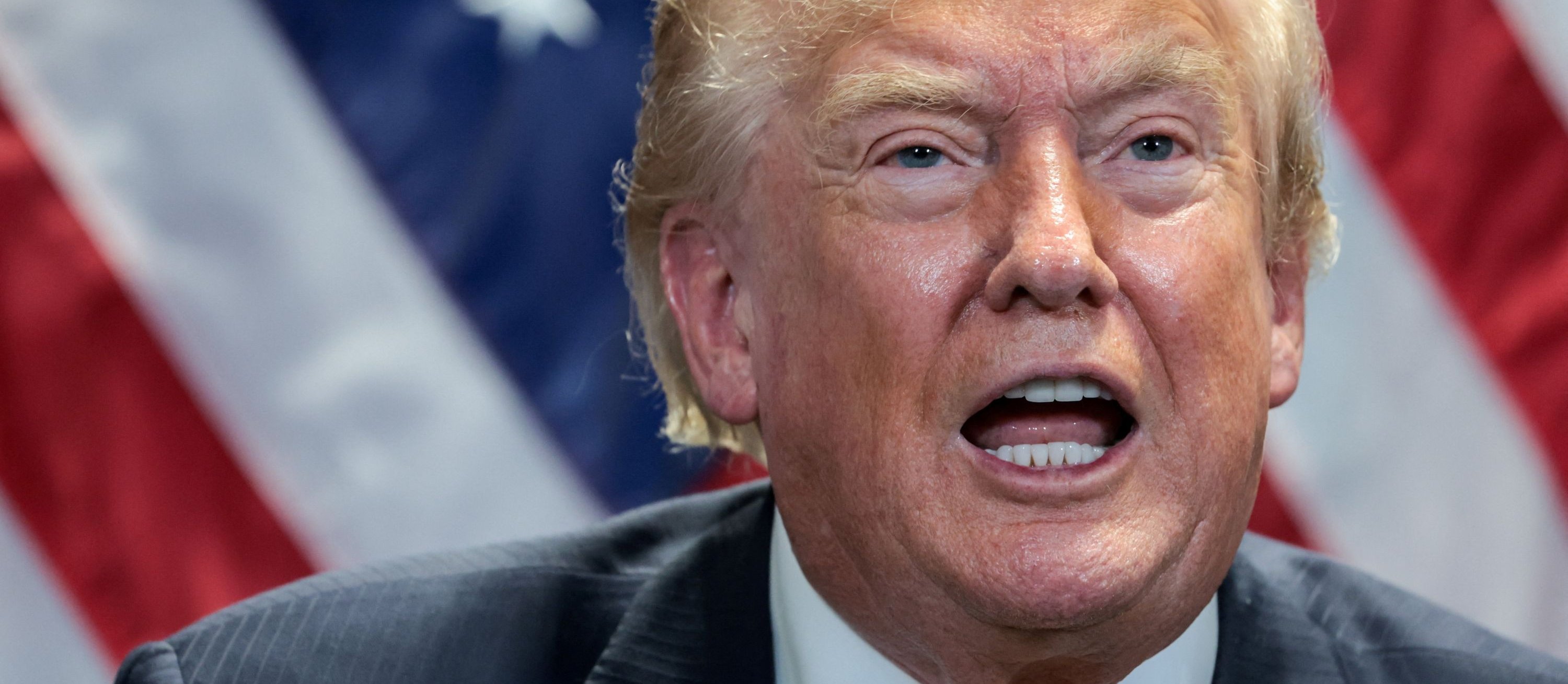 «Ракеты были прицеливаны.» Дональд Трамп угрожает полностью уничтожить Иран