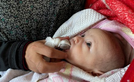 Dla noworodków w Strefie Gazy brakuje mleka