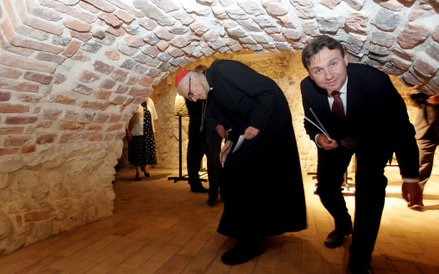 11/07/208 Tyniec, Opactwo Benedyktynów. Uroczyste otwarcie odnowionego budynku południowego skrzydła