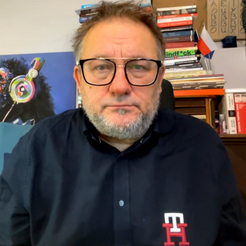 Dr Mirosław Oczkoś, specjalista ds. wizerunku