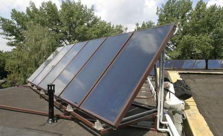 Aż 99 proc. burmistrzów deklaruje chęć inwestowania w kolektory słoneczne