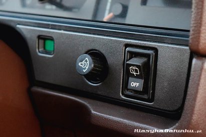 Nietypowe „pstryczki-elektryczki”.