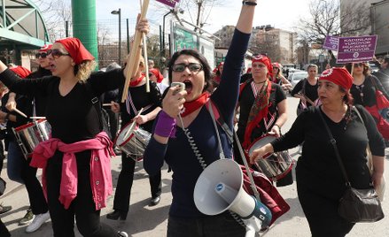 Dzień Kobiet w Stambule. Policja użyła gazu łzawiącego