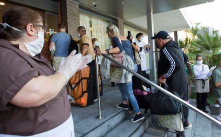 Majorka wpuszcza pierwszych turystów