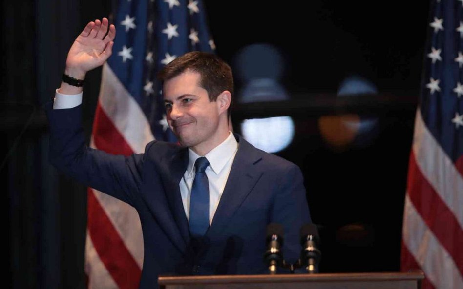 Pete Buttigieg wycofuje się z prawyborów prezydenckich