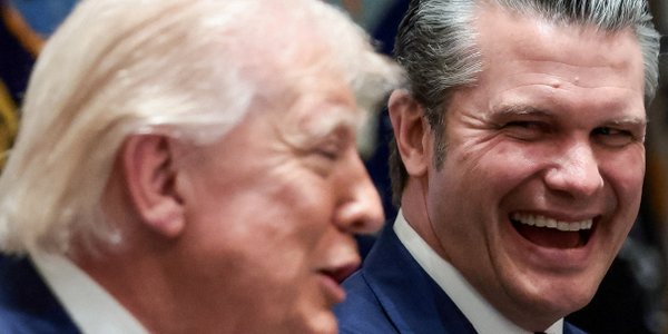 Nabożeństwo w Pentagonie. Sekretarz wojny modlił się o „miażdżącą przemoc”