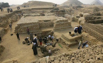 Piramida w Sakkarze spoczywała pod warstwą piasku grubości 20 metrów