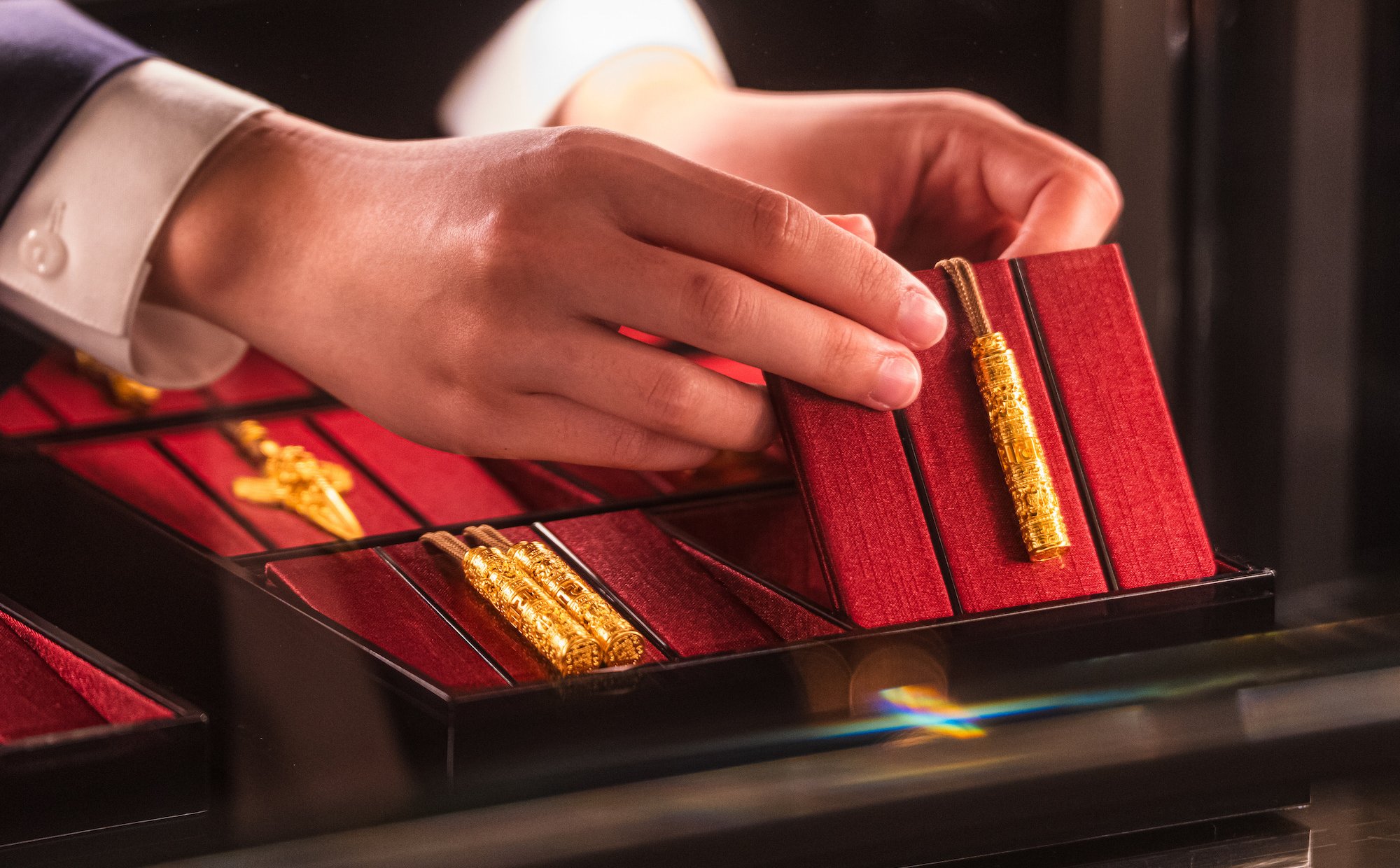 The large  exodus in the luxury industry. Where have 80 million people gone?