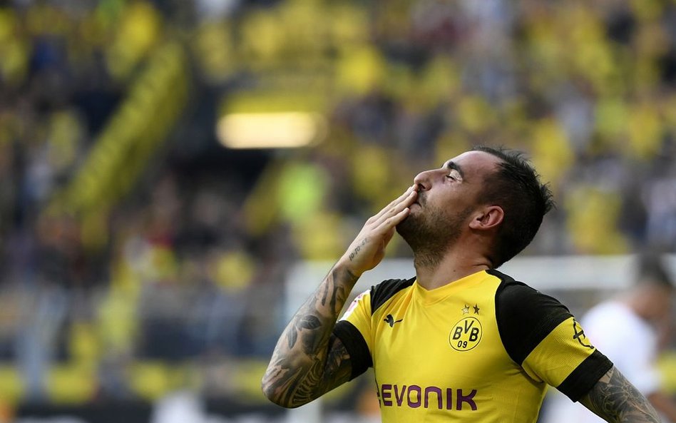 Bundesliga: Paco Alcacer w pół godziny wygrał Borussii mecz