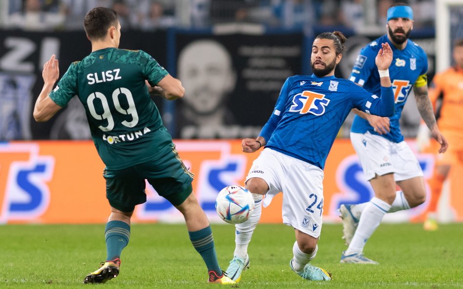 Lech - Legia 0:0: Mały deszcz