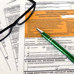 Seniorzy mają prawo skorzystać z wielu ulg i odliczeń w zeznaniu rocznym, w ten sposób zmniejszając 