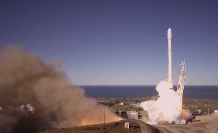 Musk już latem zabierze w kosmos astronautów NASA?