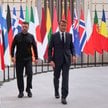 Prezydenci Francji i Ukrainy, Emmanuel Macron i Wołodymyr Zełenski, podczas zebrania „koalicji chętn