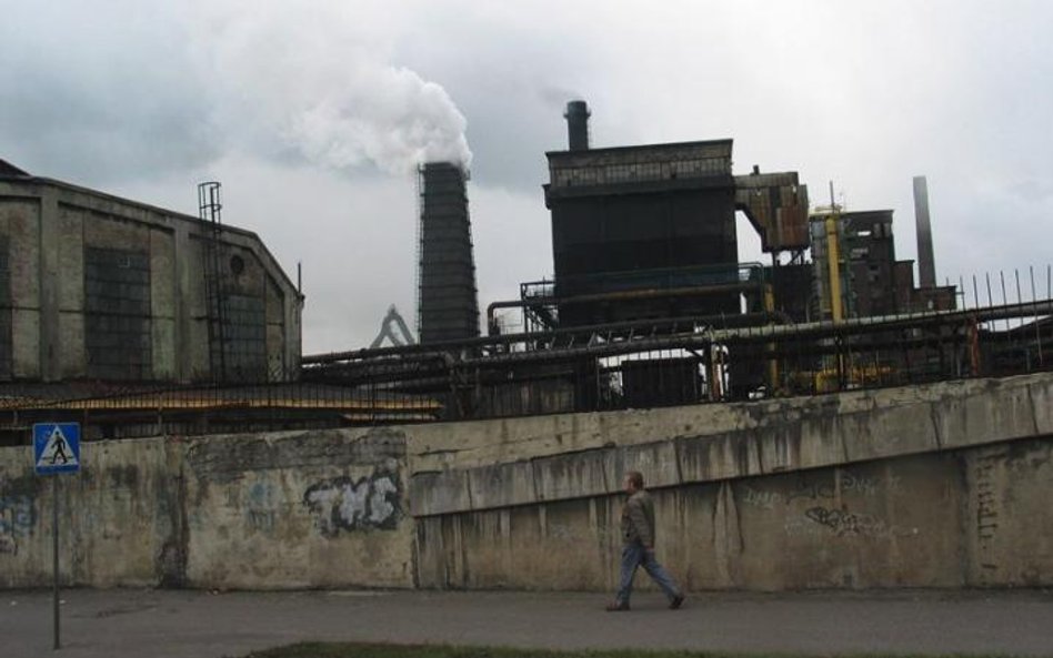 Za pyły wyemitowane do atmosfery zanieczyszczenia wpuszczone do rzek i składowane odpady zapłaci prz