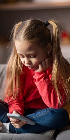 Z danych COI wynika, że dzieci oczekują obecności i przewodnictwa dorosłych w cyfrowym świecie.