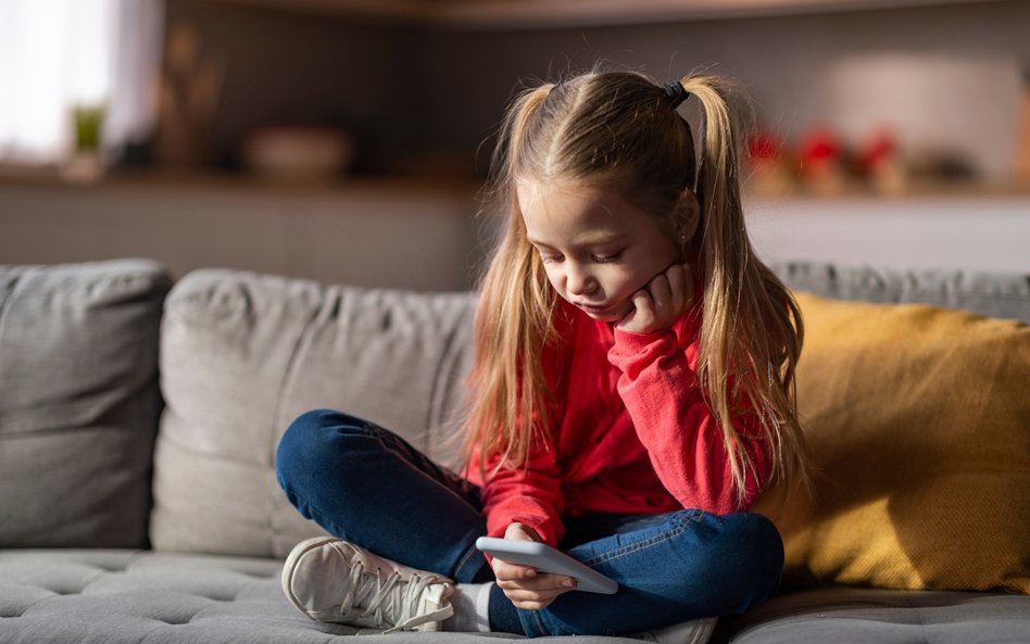 Z danych COI wynika, że dzieci oczekują obecności i przewodnictwa dorosłych w cyfrowym świecie.