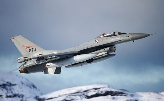 Parlament Rumunii zaaprobował plan zakupu 32 używanych samolotów bojowych Lockheed Martin F-16AM/BM 