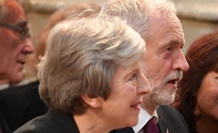 Jeremy Corbyn może ustrzelić w parlamencie umowę rozwodową z UE wynegocjowaną przez Theresę May, ale