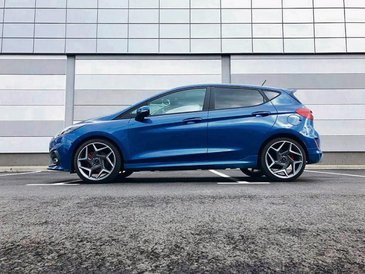 Nawet przy wyciskaniu z Fiesty maksimum radości średnie spalanie mieści się w okolicach 8–9 l/100 km