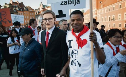 Sławomir Sierakowski (w okularach): lider Ruchu Odrodzenia Żydowskiego uwielbiony