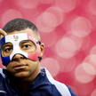 Kylian Mbappé czuje, że piłka ma siłę polityczną