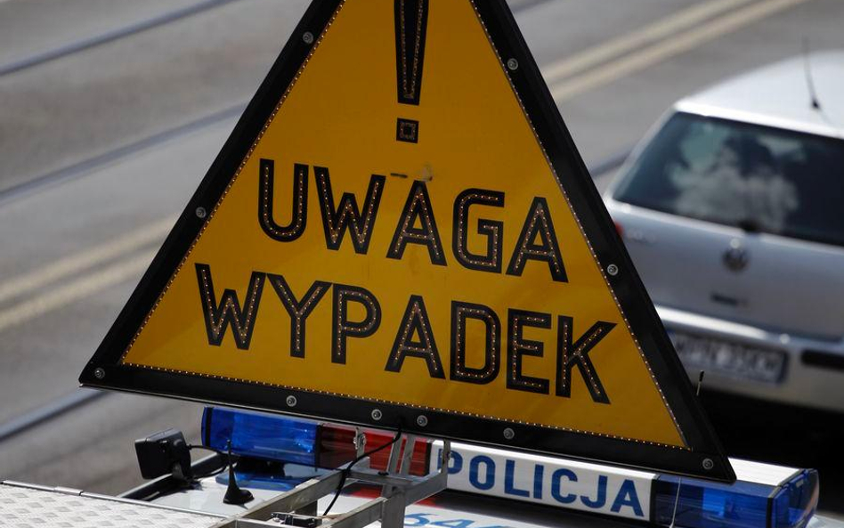 Tragiczny wypadek busa, osiem osób nie żyje