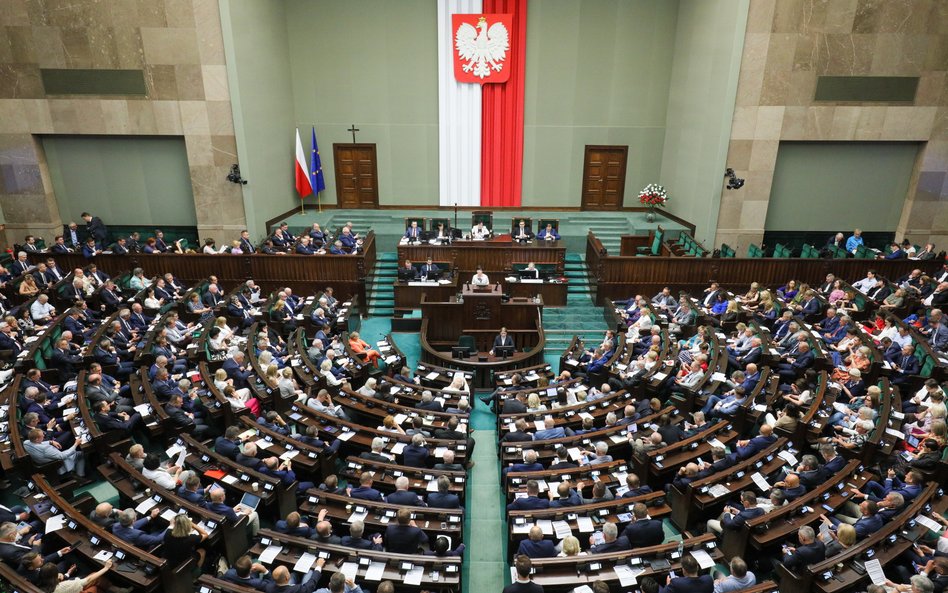 Sejm przegłosował. Koniec z ubezpieczeniem pomostowym od wpisu hipoteki