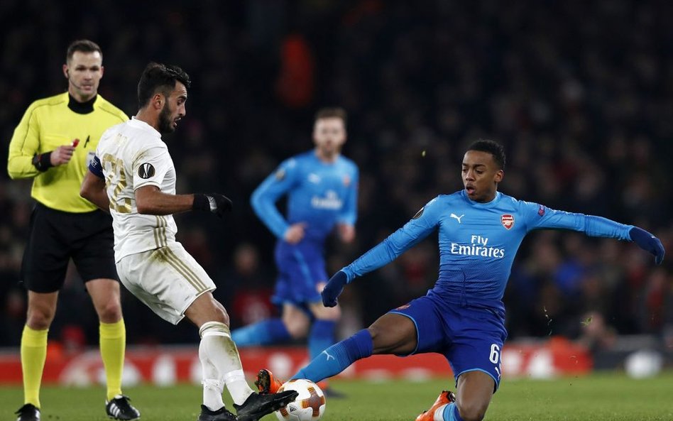 LE: Arsenal najadł się strachu, Borussia awansowała