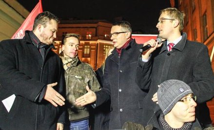 Krzysztof Bosak (drugi z lewej) startuje na prezydenta Zielonej Góry z poparciem Nowej Prawicy, w kt