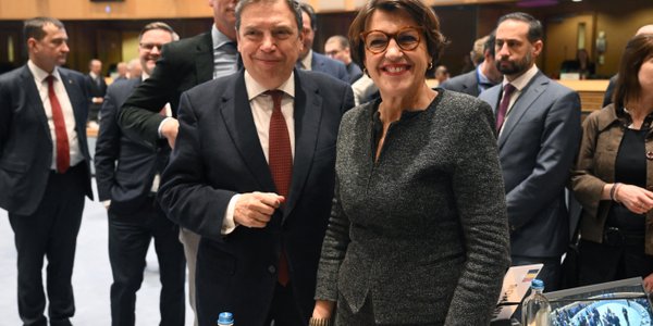 Walka o Mercosur. KE sypnęła pieniędzmi na WPR i nawozy by uspokoić rolników