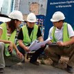 Na budowach Skanska przyszli inżynierowie zdobywają doświadczenie i poznają firmę, która uczy swych 