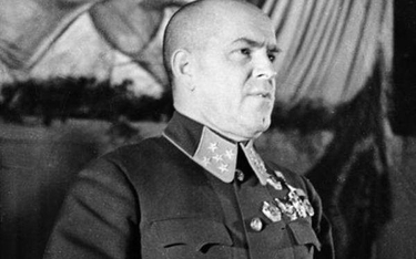 Marszałek Żukow, gdy po wojnie popadł w niełaskę u Stalina, w gruncie rzeczy do odeskiego okręgu woj