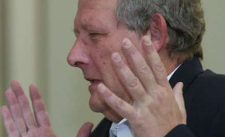 Himalaje hipokryzji. Przychodzi Michnik do Lisa