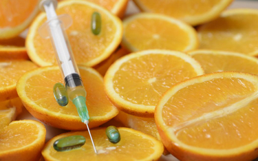 Czy witamina C zwalcza raka? Odpowiedź polskich naukowców